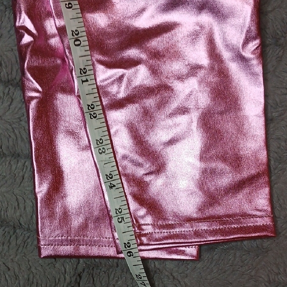 Shiny Barbie Pink Metallic Leggings - Medium - Picture 5 of 6